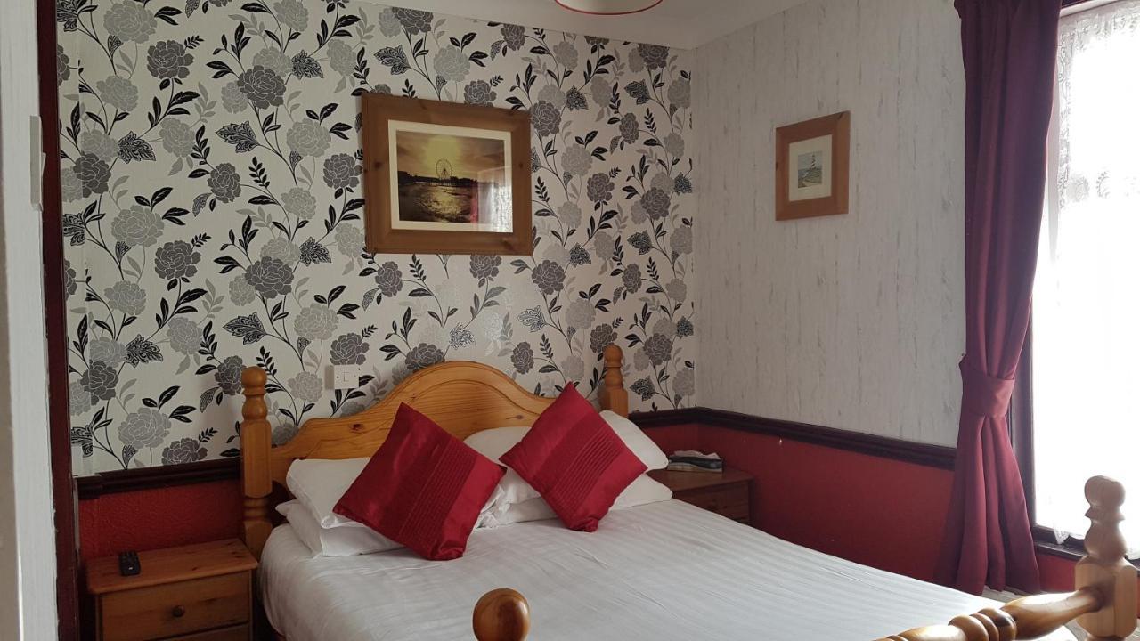 Valdene Hotel Blackpool Bagian luar foto