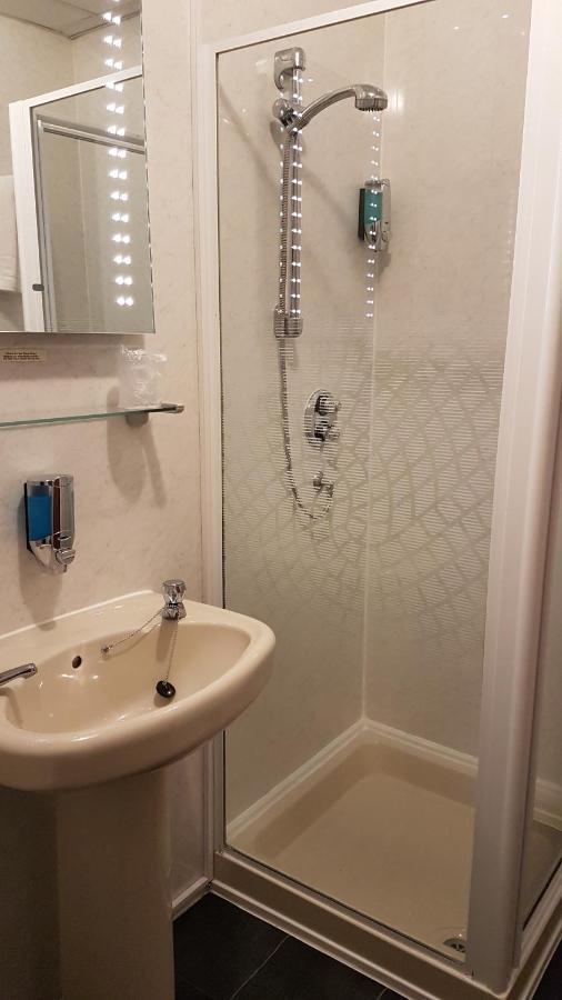 Valdene Hotel Blackpool Bagian luar foto