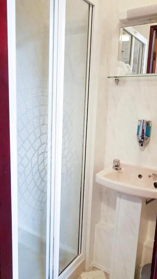 Valdene Hotel Blackpool Bagian luar foto